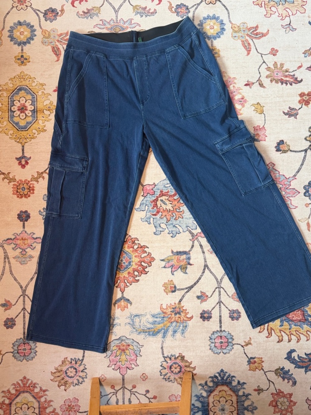 NWOT HALARA Dark Denim Cargo Pants XL